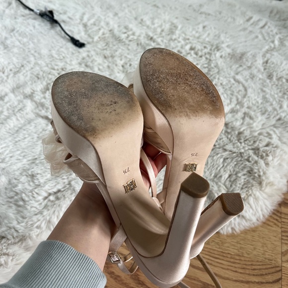 Badgley Mischka platform heels - Picture 6 of 6